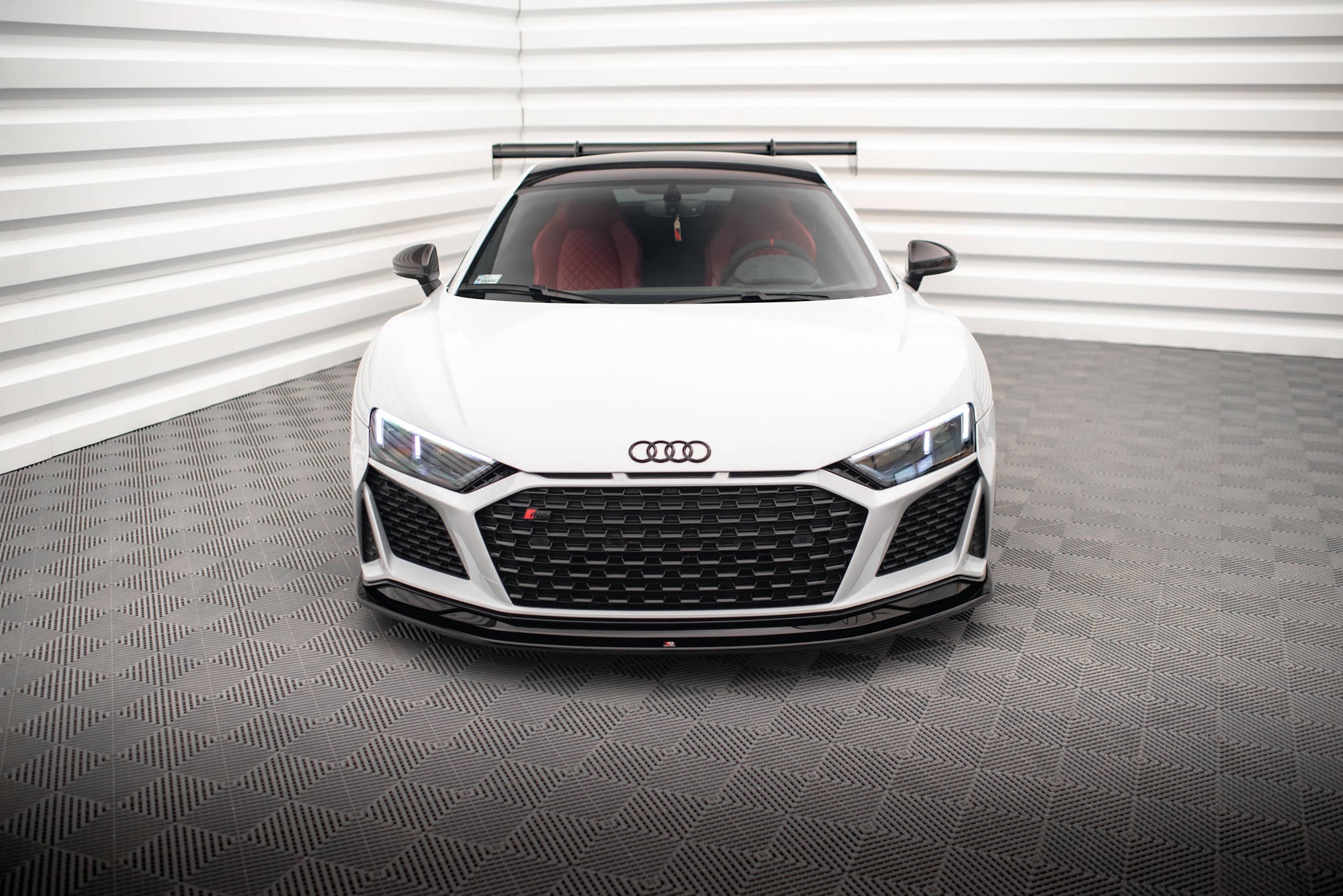 Maxton Design Street+ Spoilerlippe Front Ansatz V.2 passend für Audi R8 Mk2 Facelift schwarz Hochglanz