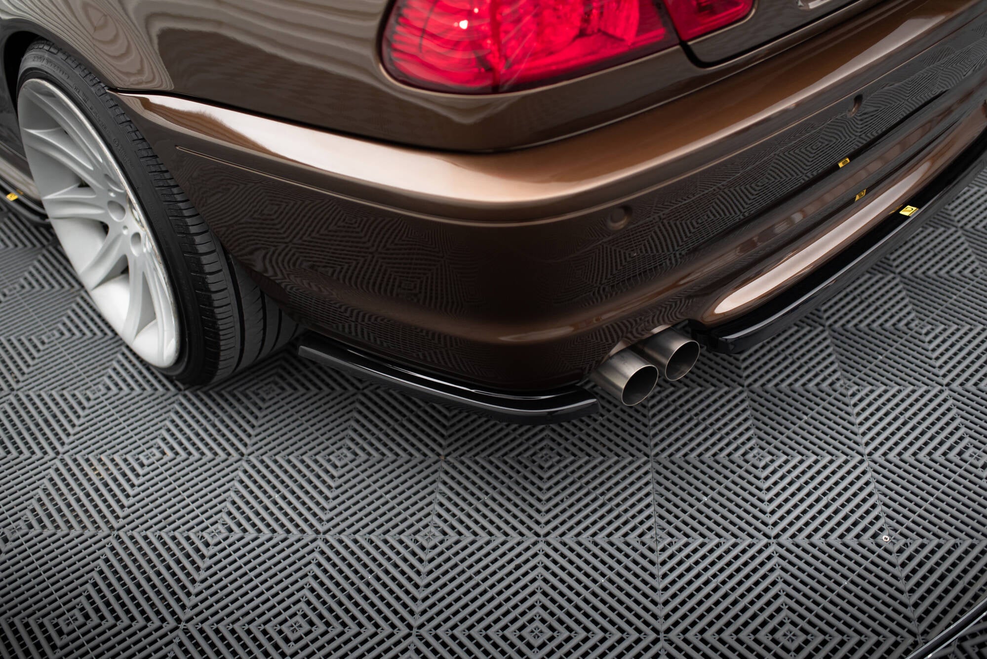Maxton Design Heckansatz BMW 3er E46 M Paket COUPE DTM LOOK schwarz Hochglanz für BMW 3er E46
