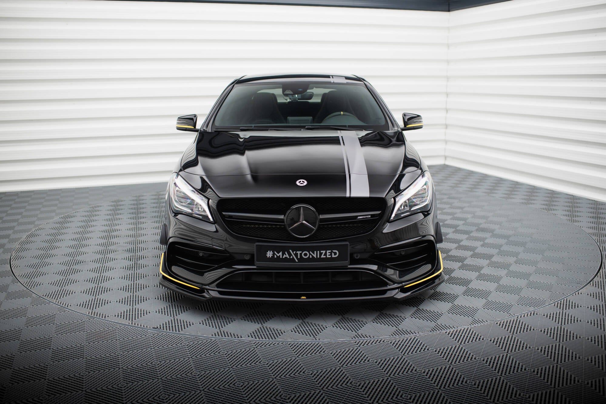 Maxton Design Street+ Spoilerlippe Front Ansatz V.4 passend für Mercedes-AMG CLA 45 Aero C117 Facelift schwarz Hochglanz