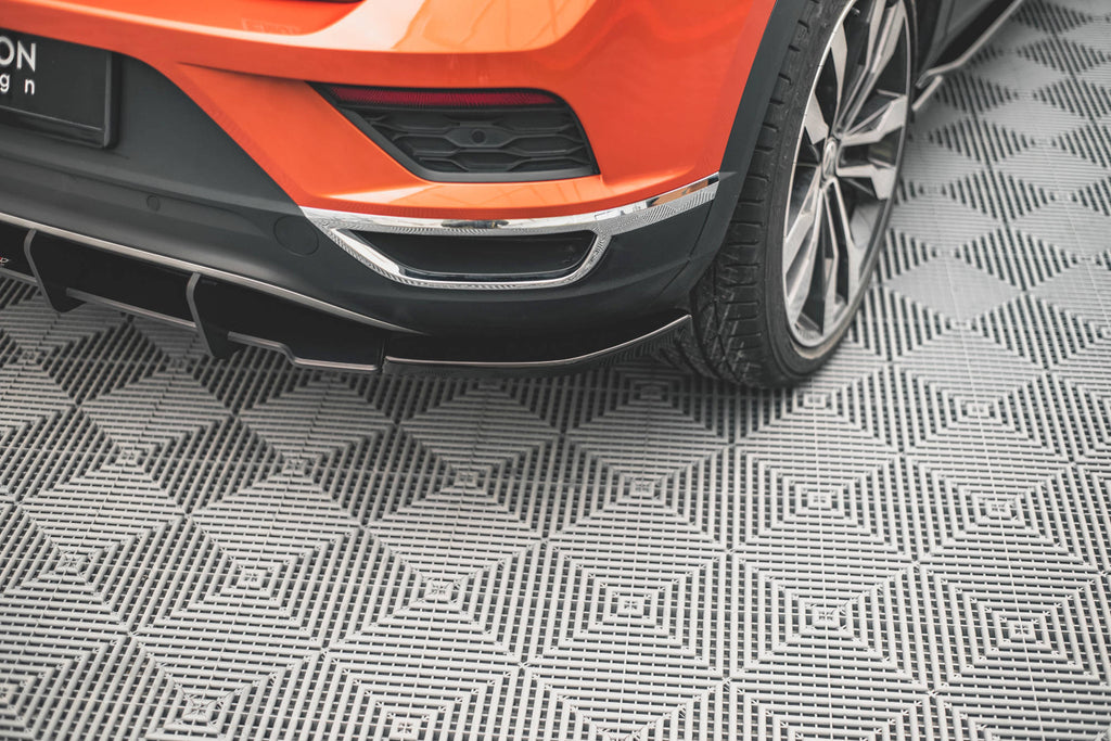 Maxton Design Heck Ansatz Flaps Diffusor für Volkswagen T-Roc Mk1 Carbon Look