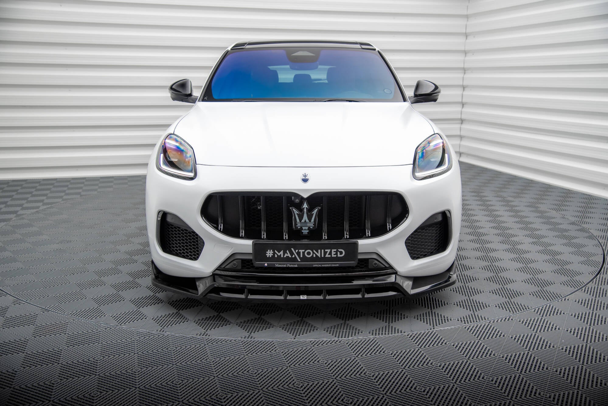 Maxton Design Street+ Spoilerlippe Front Ansatz passend für Maserati Grecale GT / Modena Mk1 schwarz Hochglanz