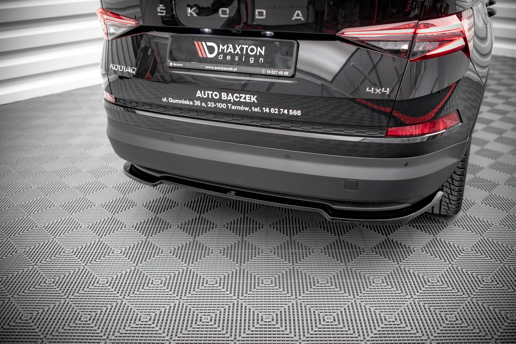 Maxton Design Heckansatz Skoda Kodiaq Mk1 Facelift schwarz Hochglanz für Skoda Kodiaq Mk1 Facelift