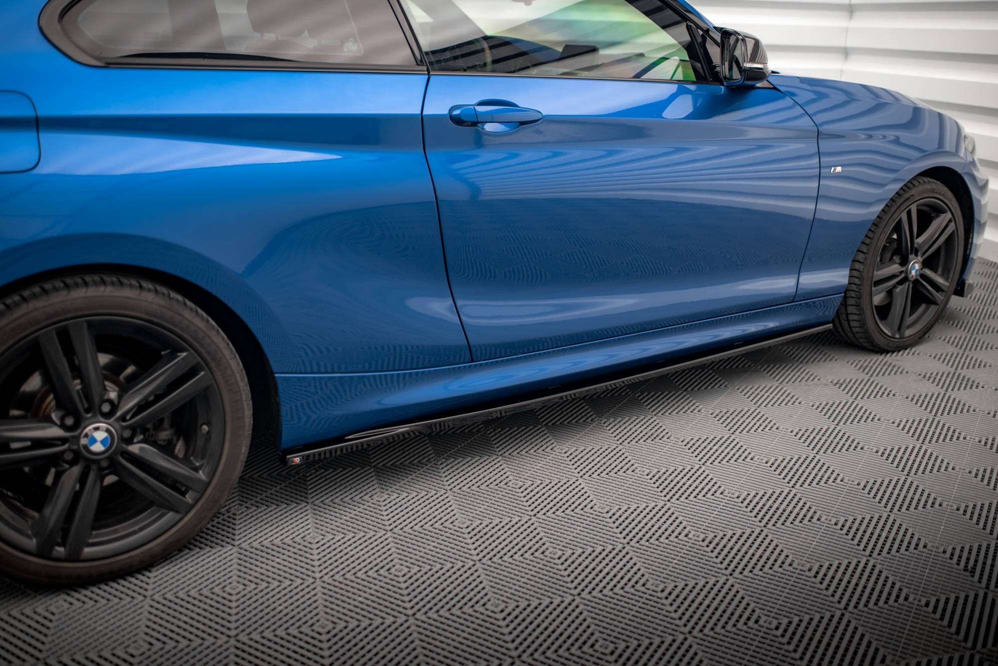 Maxton Design Street+ Seitenschweller Leisten passend für BMW 2 M-Paket F22 schwarz Hochglanz