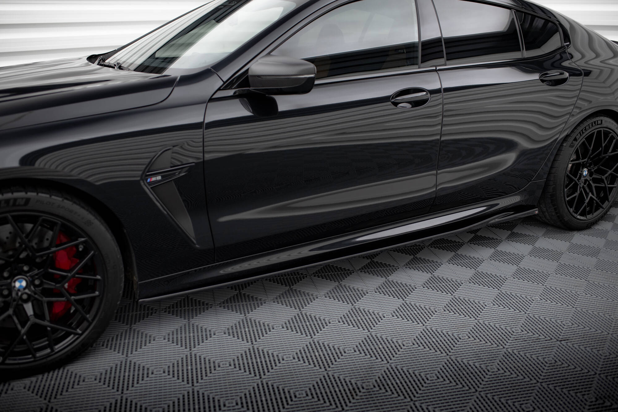 Maxton Design Street+ Seitenschweller Leisten V.2 passend für BMW M8 Gran Coupe F93 / 8 Gran Coupe M-Paket G16 schwarz Hochglanz