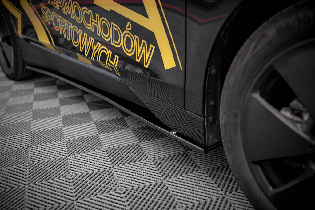 Maxton Design Street+ Seitenschweller Leisten passend für BMW i3 S Mk1 Facelift schwarz Hochglanz
