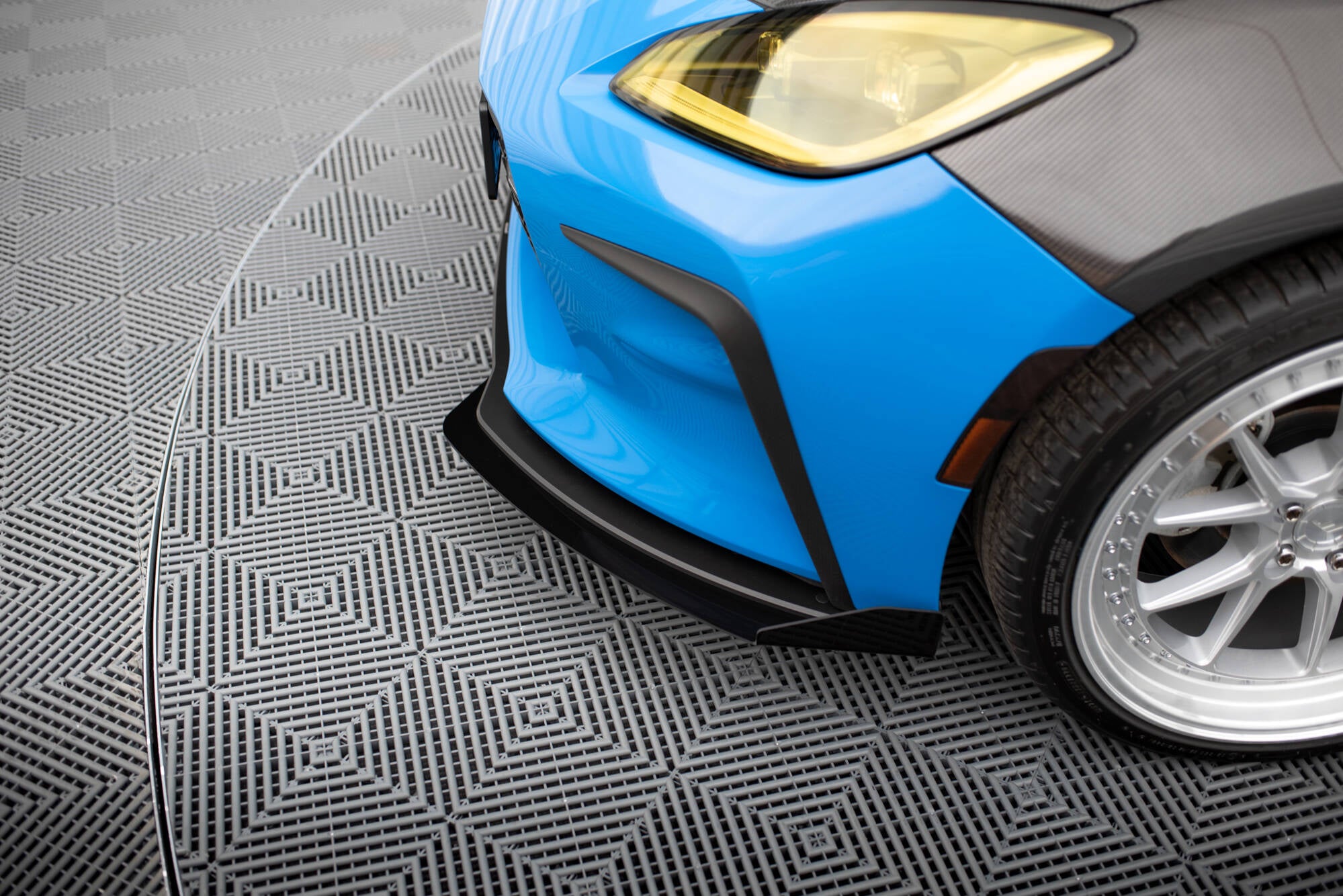 Maxton Design Front Stoßstange Flaps passend für Toyota GR86 Mk1 schwarz Hochglanz
