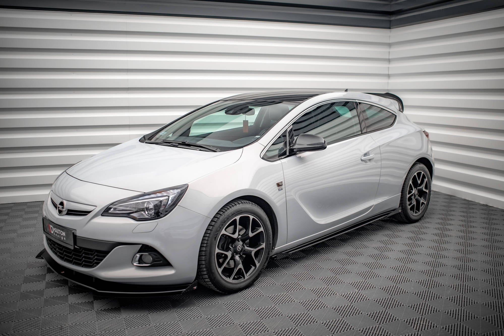 Maxton Design Seitenschweller Flaps passend für Opel Astra GTC OPC-Line J schwarz Hochglanz