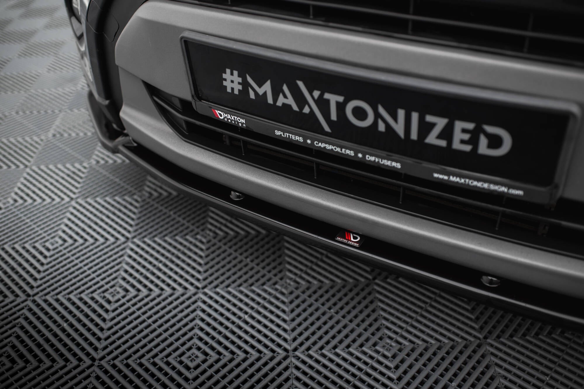Maxton Design Street+ Spoilerlippe Front Ansatz V.2 passend für Suzuki Vitara S Mk2 schwarz Hochglanz