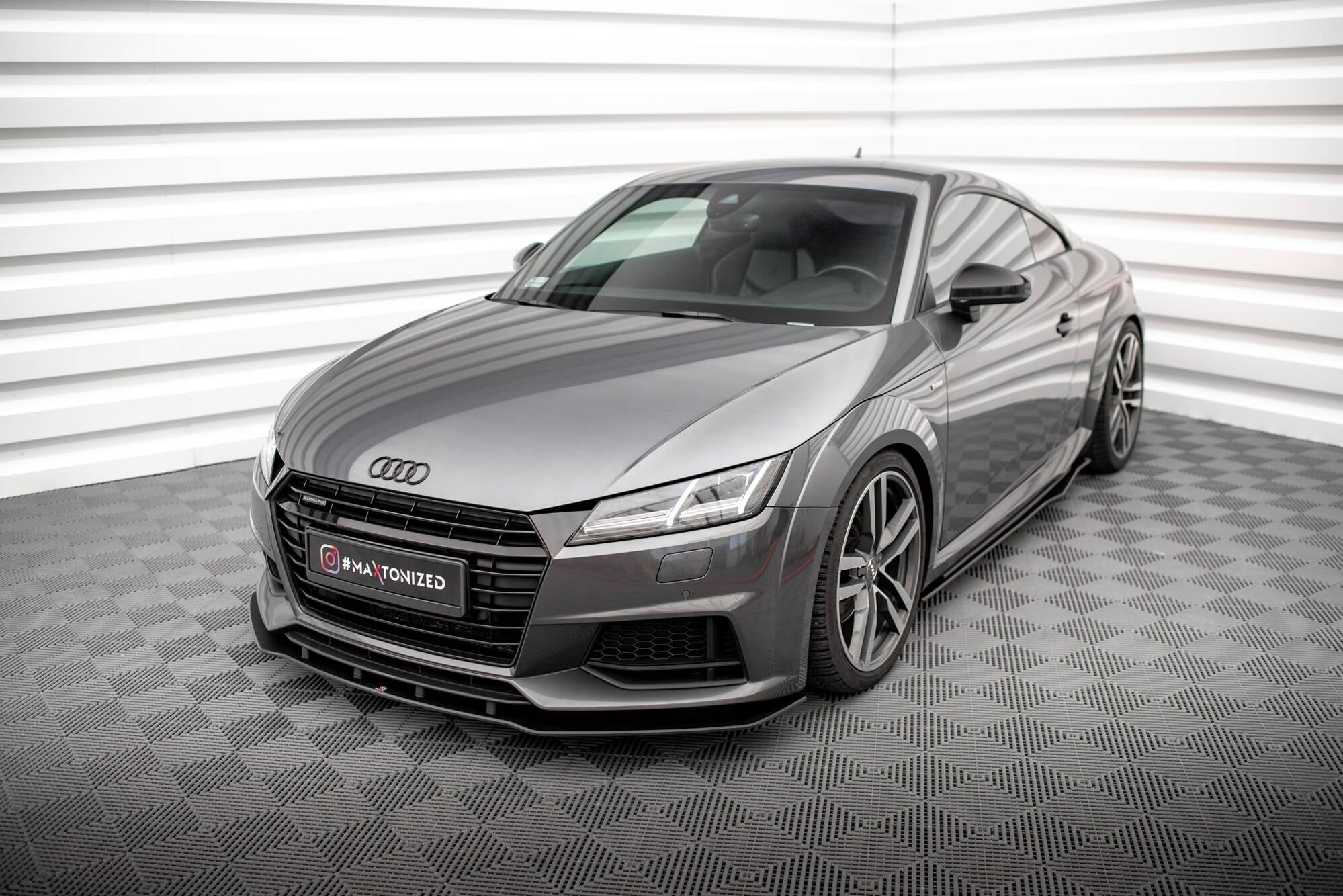 Maxton Design Street Pro Street+ Spoilerlippe Front Ansatz passend für Audi TT S / S-Line 8S