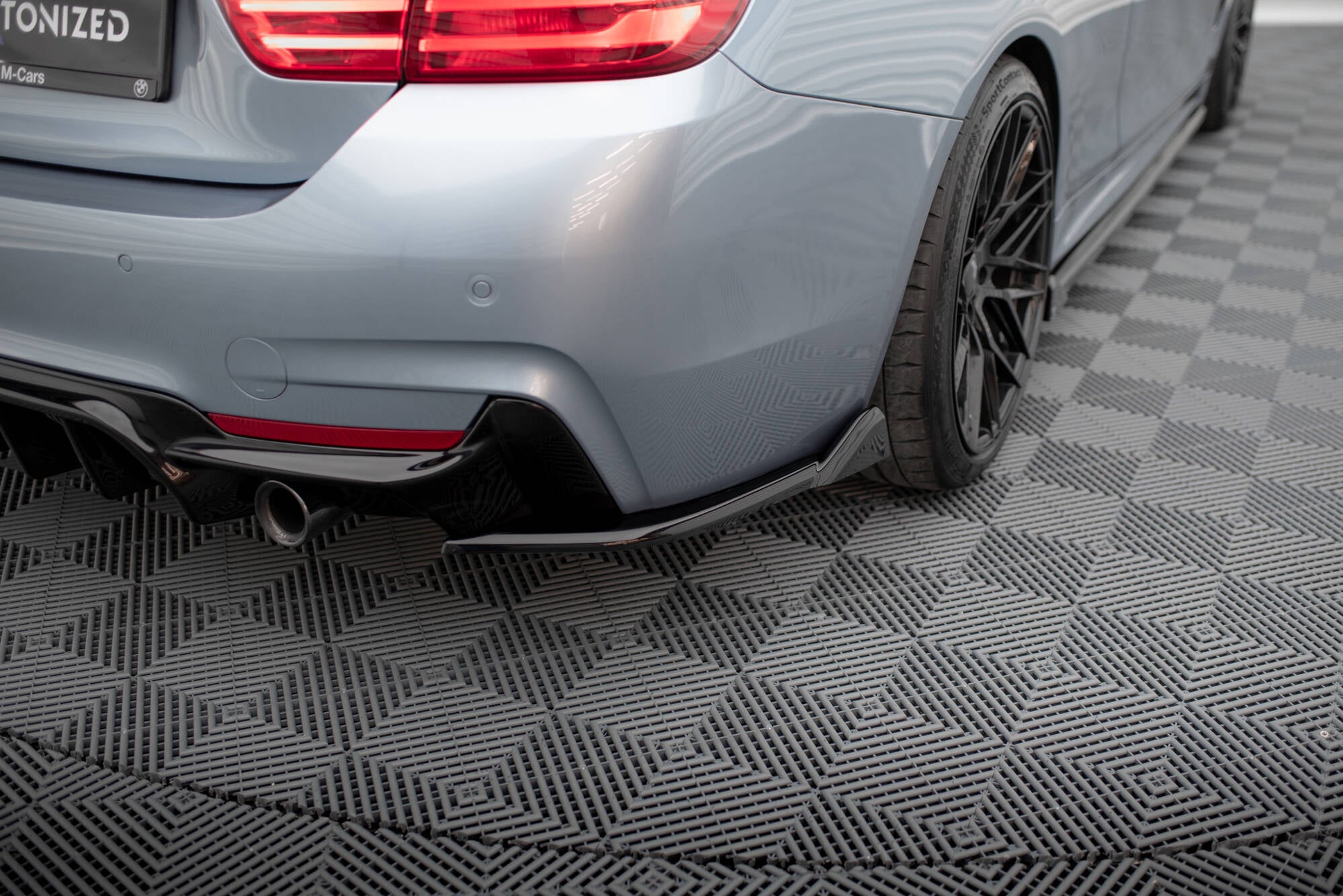 Maxton Design Heck Ansatz Flaps Diffusor V.5 passend für BMW 4er Coupe M-Paket F32 schwarz Hochglanz