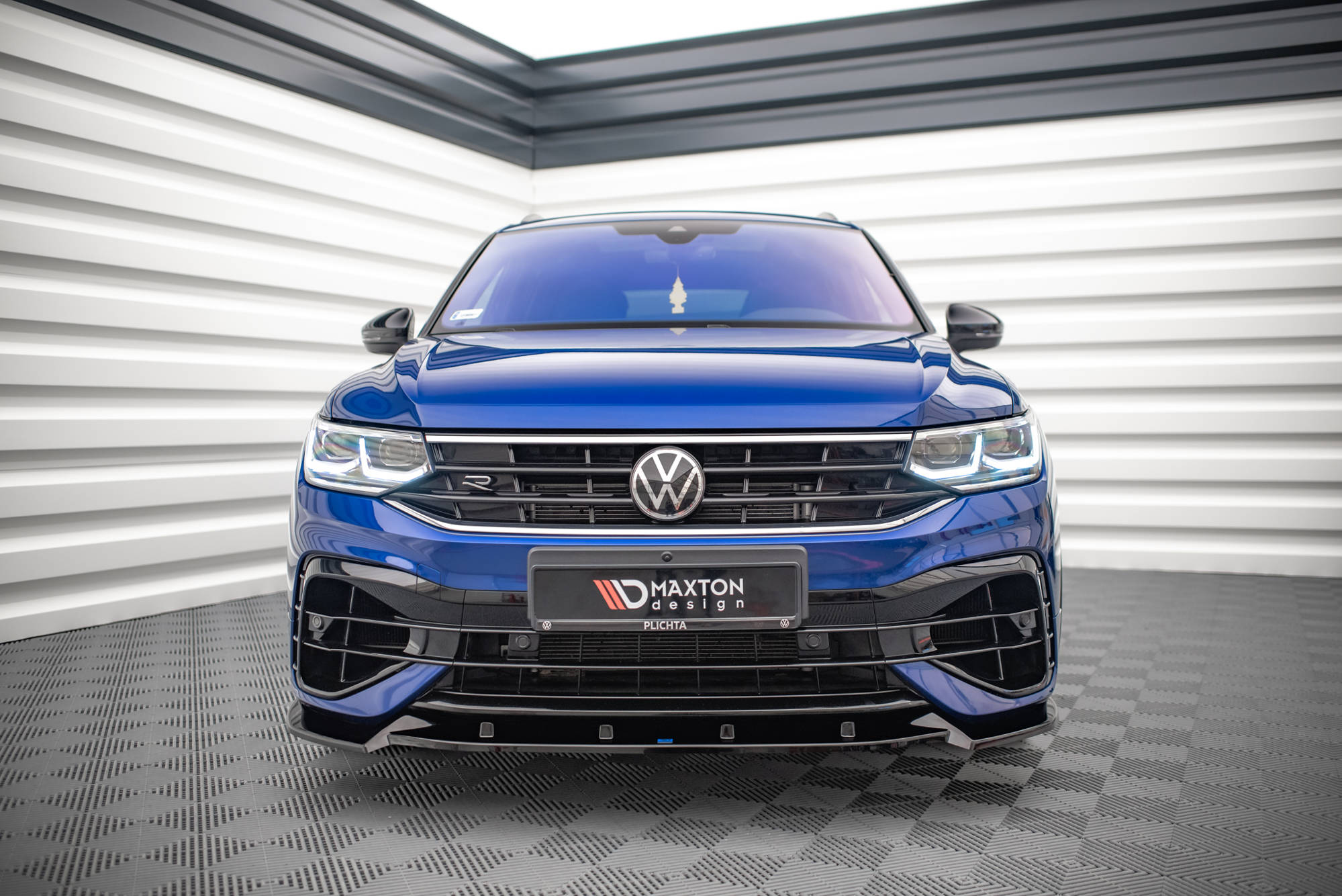 Maxton Design Street+ Spoilerlippe Front Ansatz V.2 passend für VW Tiguan R / R-Line Mk2 Facelift schwarz Hochglanz
