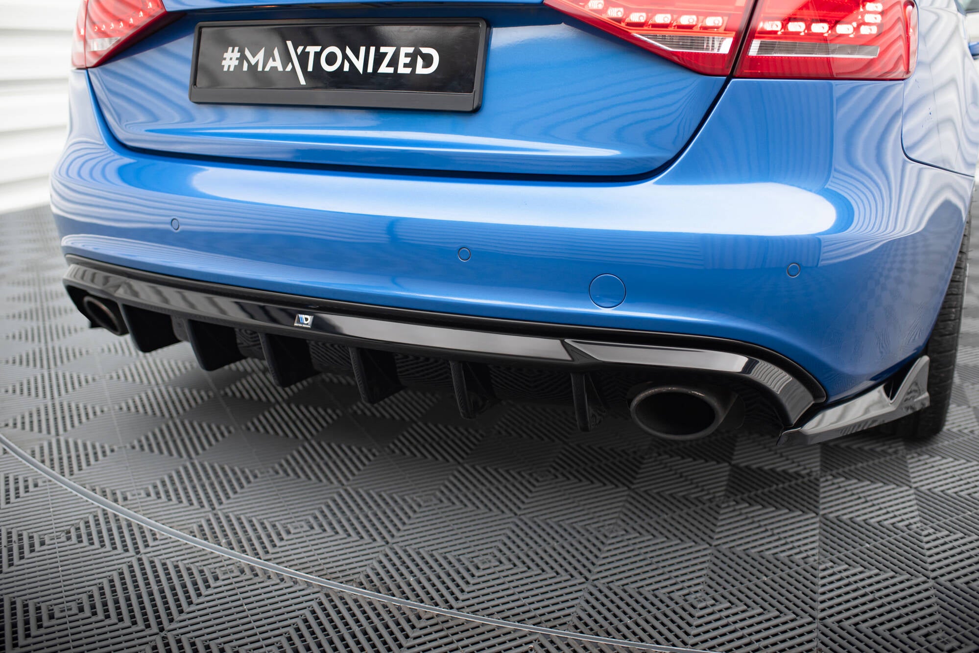 Maxton Design Diffusor Heck Ansatz passend für Audi A4 S-Line Limousine / Avant B8 (Einzelauspuff li. re.)