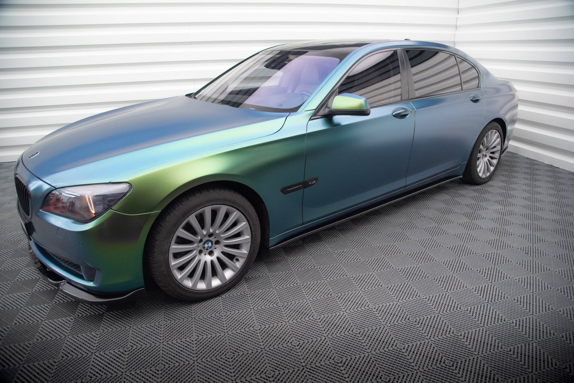 Maxton Design Street+ Seitenschweller Leisten passend für BMW 7 Long F02 schwarz Hochglanz