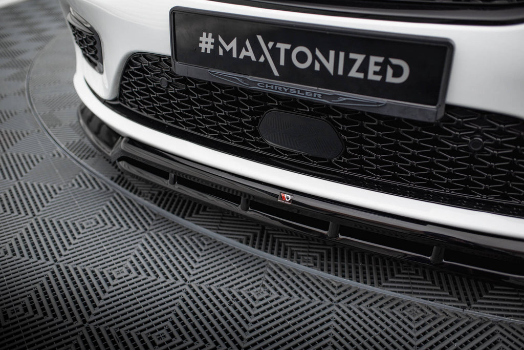 Maxton Design Street+ Spoilerlippe Front Ansatz passend für Chrysler Pacifica Mk2 Facelift schwarz Hochglanz