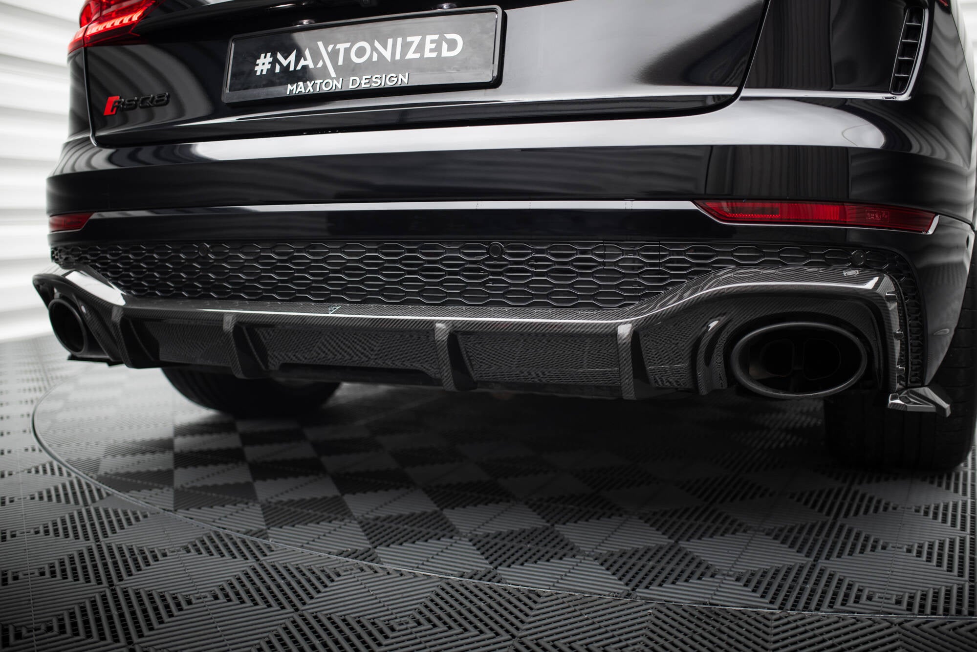 Maxton Design Prepreg Carbon Fiber Diffusor Heck Ansatz passend für Audi RSQ8 Mk1