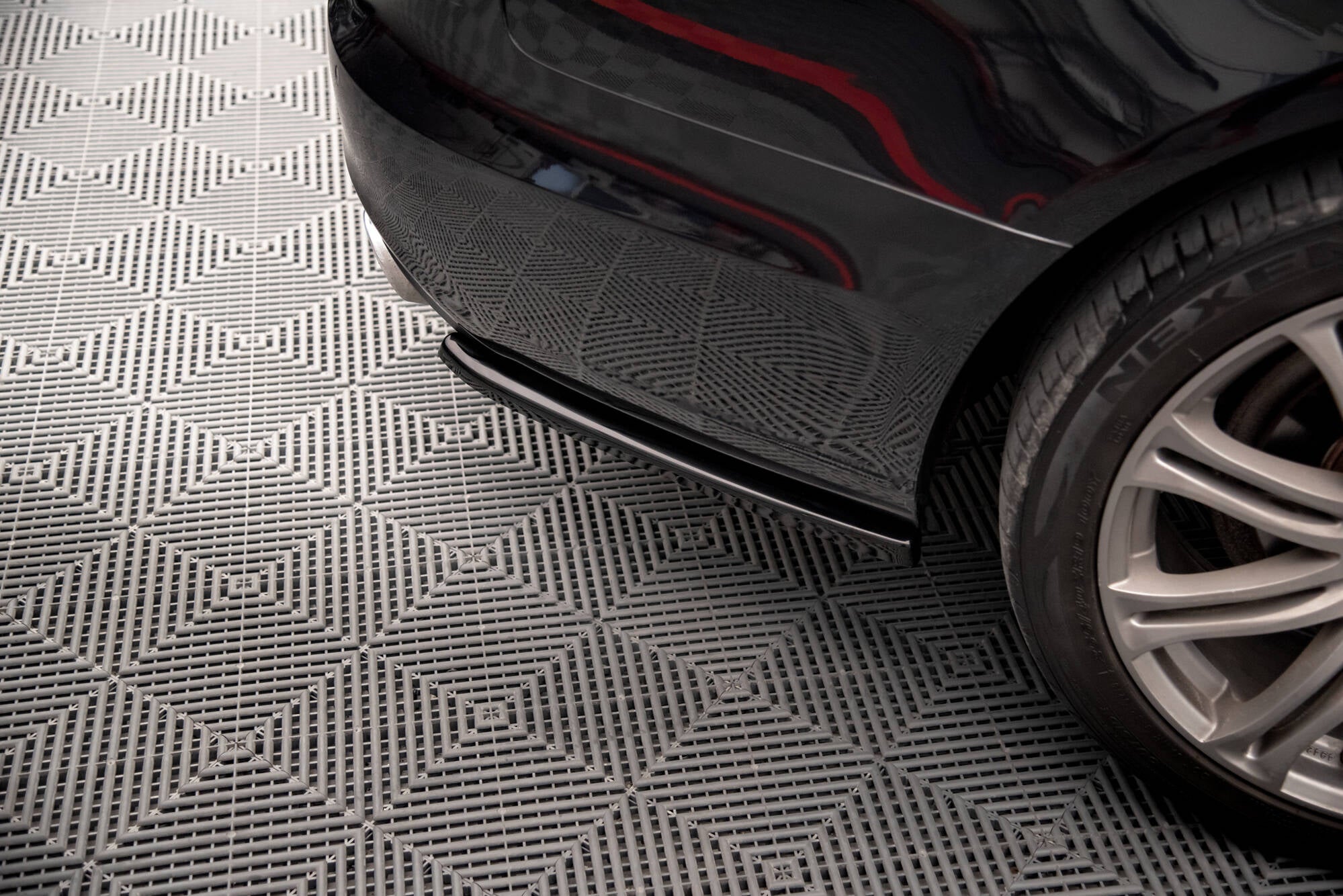 Maxton Design Heck Ansatz Flaps Diffusor V.2 passend für Audi A6 Avant / Limousine C7 schwarz Hochglanz
