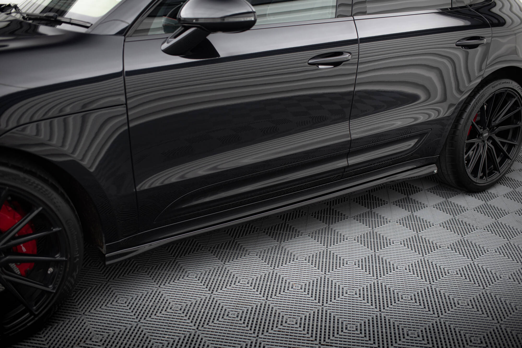 Maxton Design Street+ Seitenschweller Leisten passend für Porsche Macan T / GTS Mk1 Facelift 2 schwarz Hochglanz