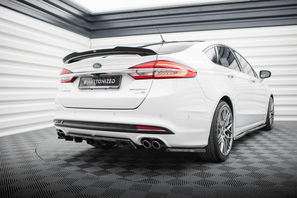 Maxton Design Street+ Mittlerer Diffusor RACE passend für Ford Mondeo Sport Mk5 Facelift / Fusion Sport Mk2 Facelift schwarz Hochglanz