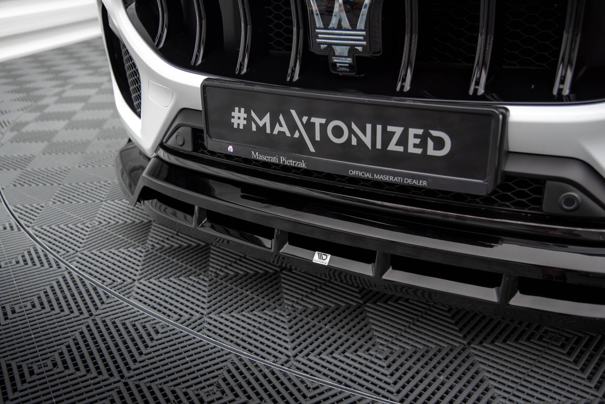 Maxton Design Street+ Spoilerlippe Front Ansatz passend für Maserati Grecale GT / Modena Mk1 schwarz Hochglanz