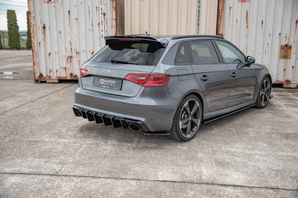 Maxton Design Heck Ansatz Flaps Diffusor V.2 passend für Audi RS3 8V Sportback schwarz Hochglanz