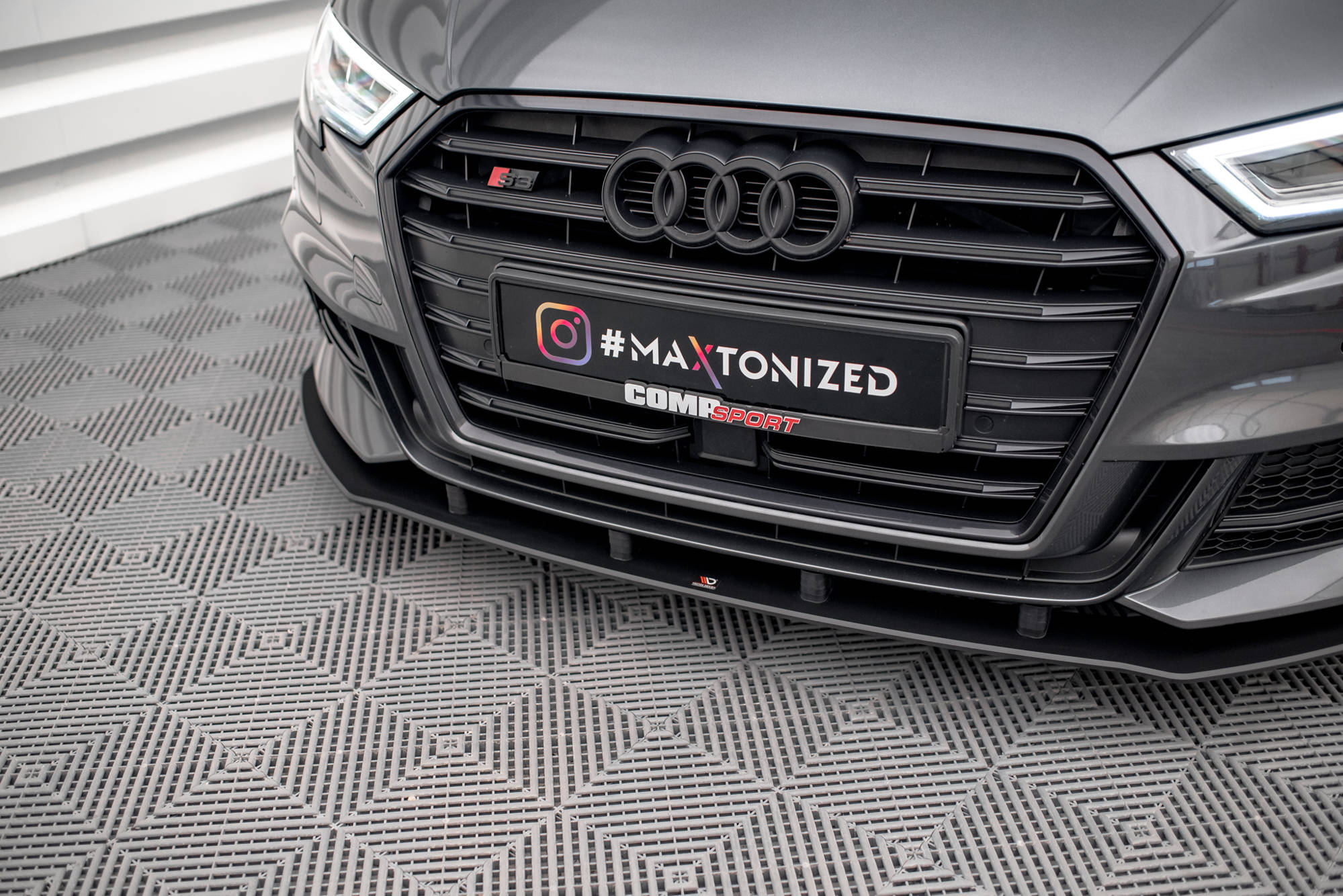 Maxton Design Street Pro Street+ Spoilerlippe Front Ansatz passend für Audi S3 / A3 S-Line Sportback 8V Facelift