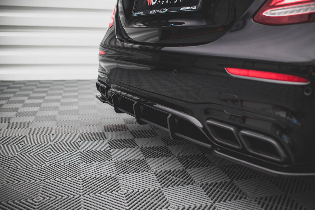 Maxton Design Street Pro Heckschürze passend für Mercedes-Benz E63 AMG Kombi/Limousine S213/W213