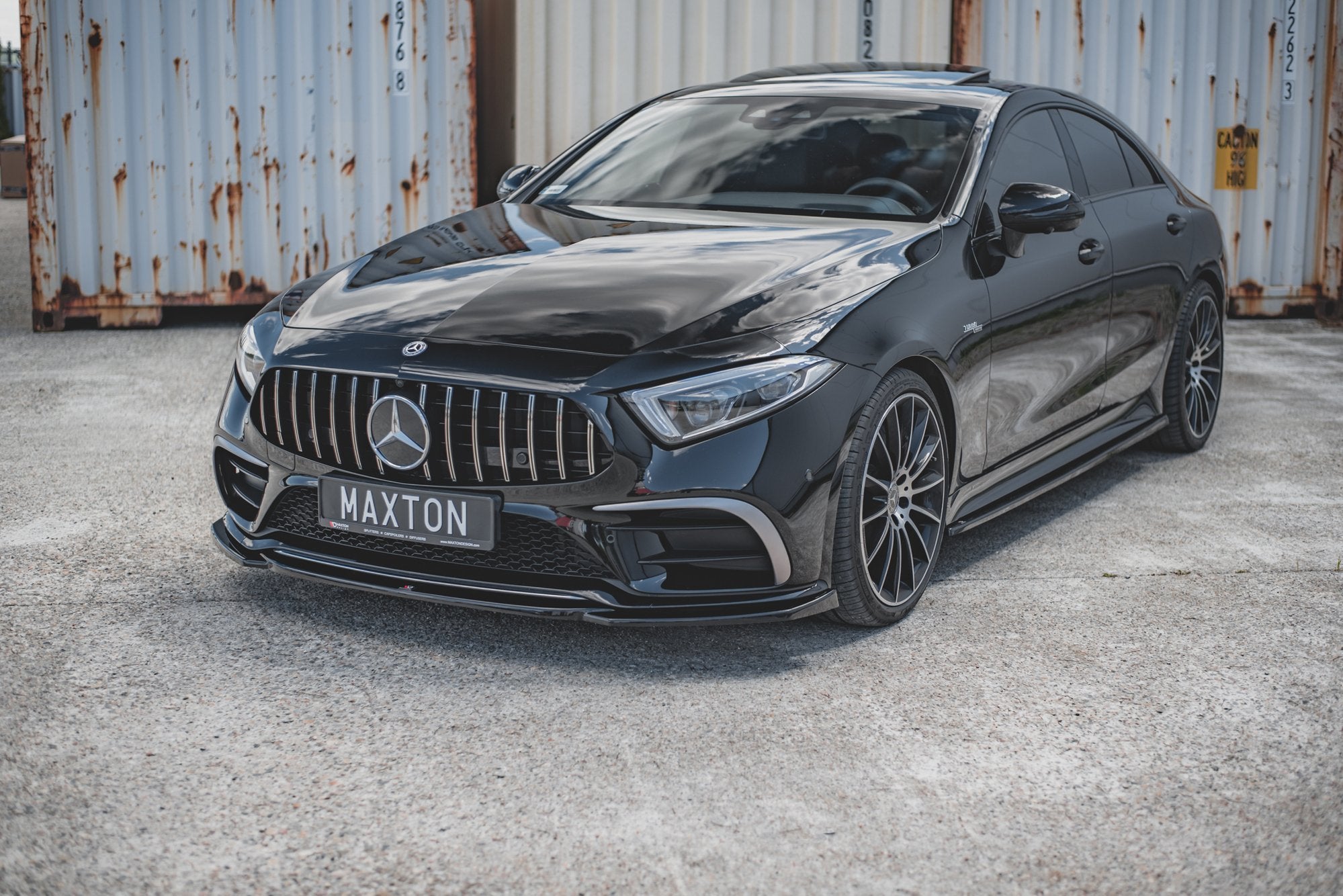 Maxton Design Street+ Spoilerlippe Front Ansatz V.1 passend für Mercedes-AMG CLS 53 C257 schwarz Hochglanz