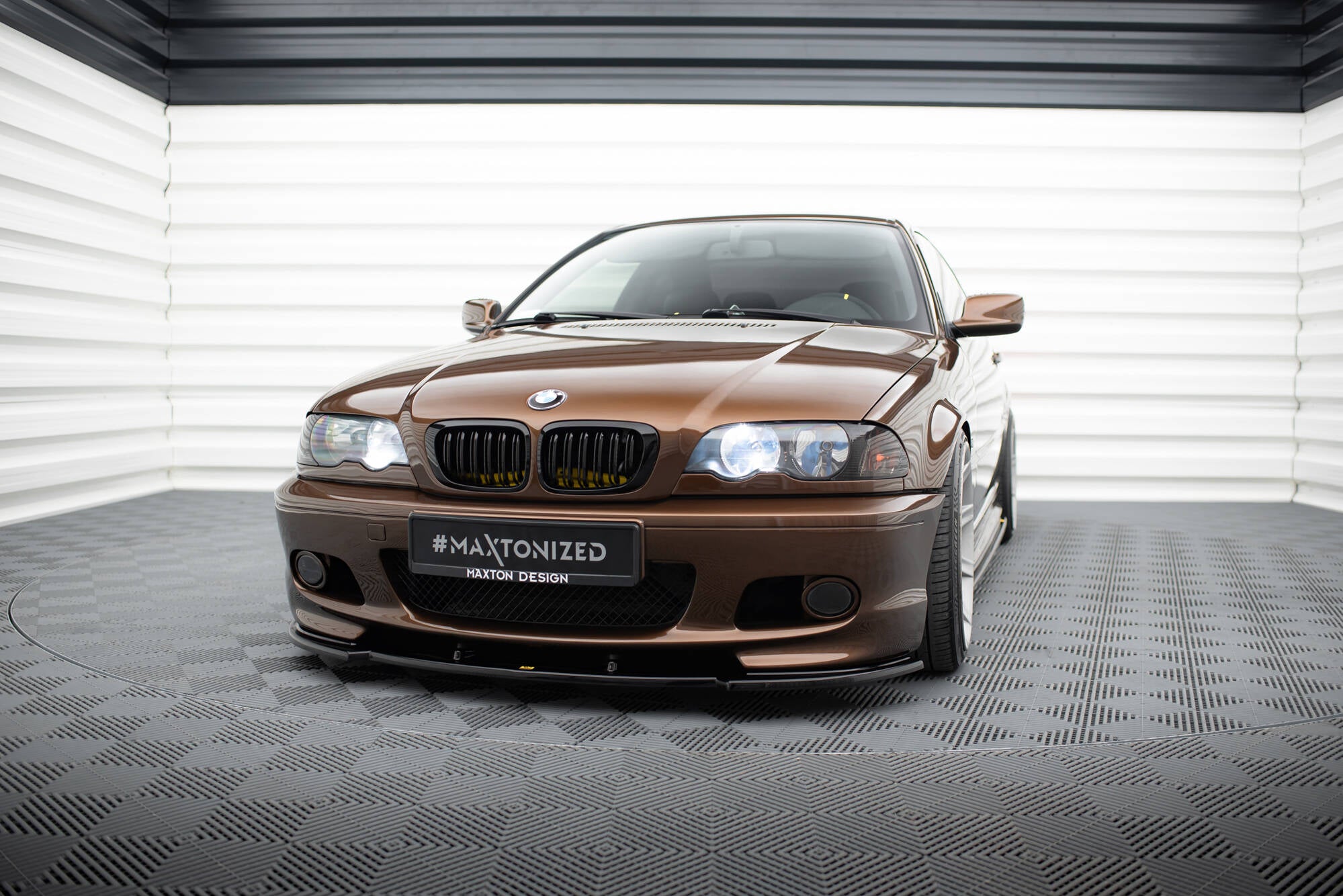 Maxton Design Street+ Spoilerlippe Front Ansatz V.1 passend für BMW 3er E46 M Paket COUPE schwarz Hochglanz