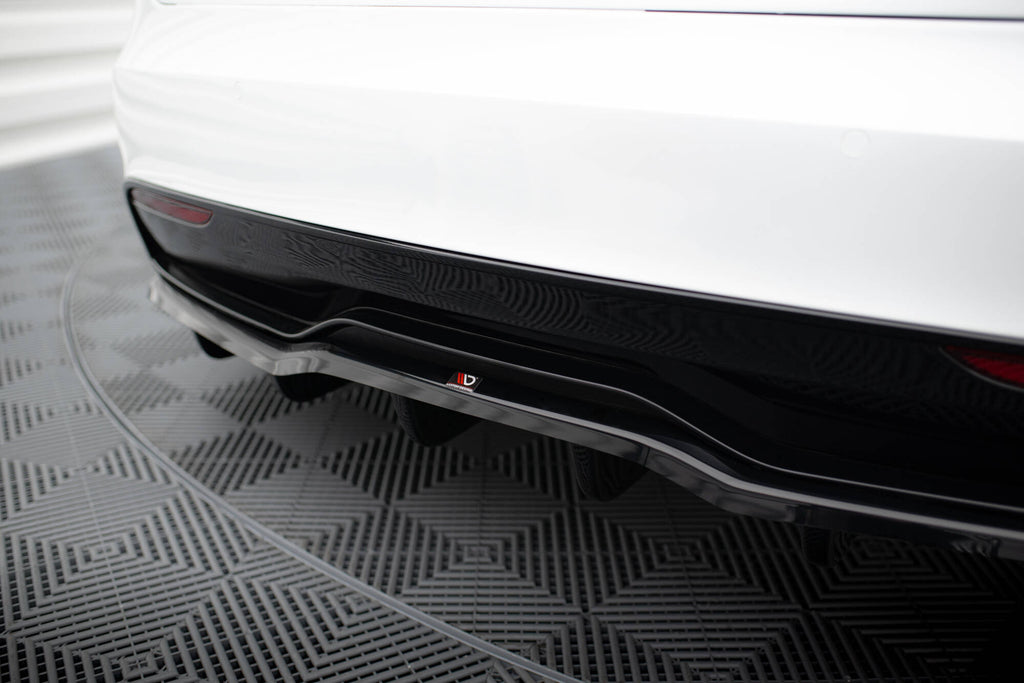 Maxton Design Street+ Mittlerer Diffusor RACE V.2 passend für Tesla Model S Plaid Mk1 Facelift schwarz Hochglanz