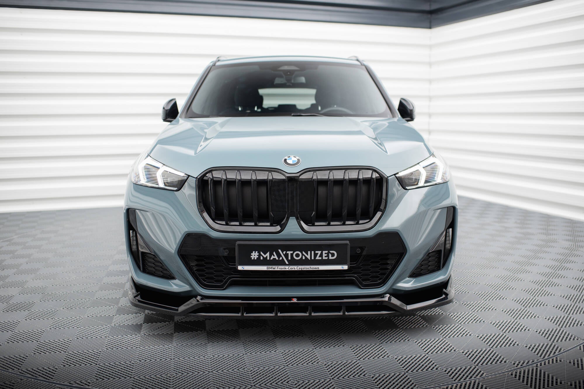 Maxton Design Street+ Spoilerlippe Front Ansatz passend für BMW X1 M-Paket U11 schwarz Hochglanz