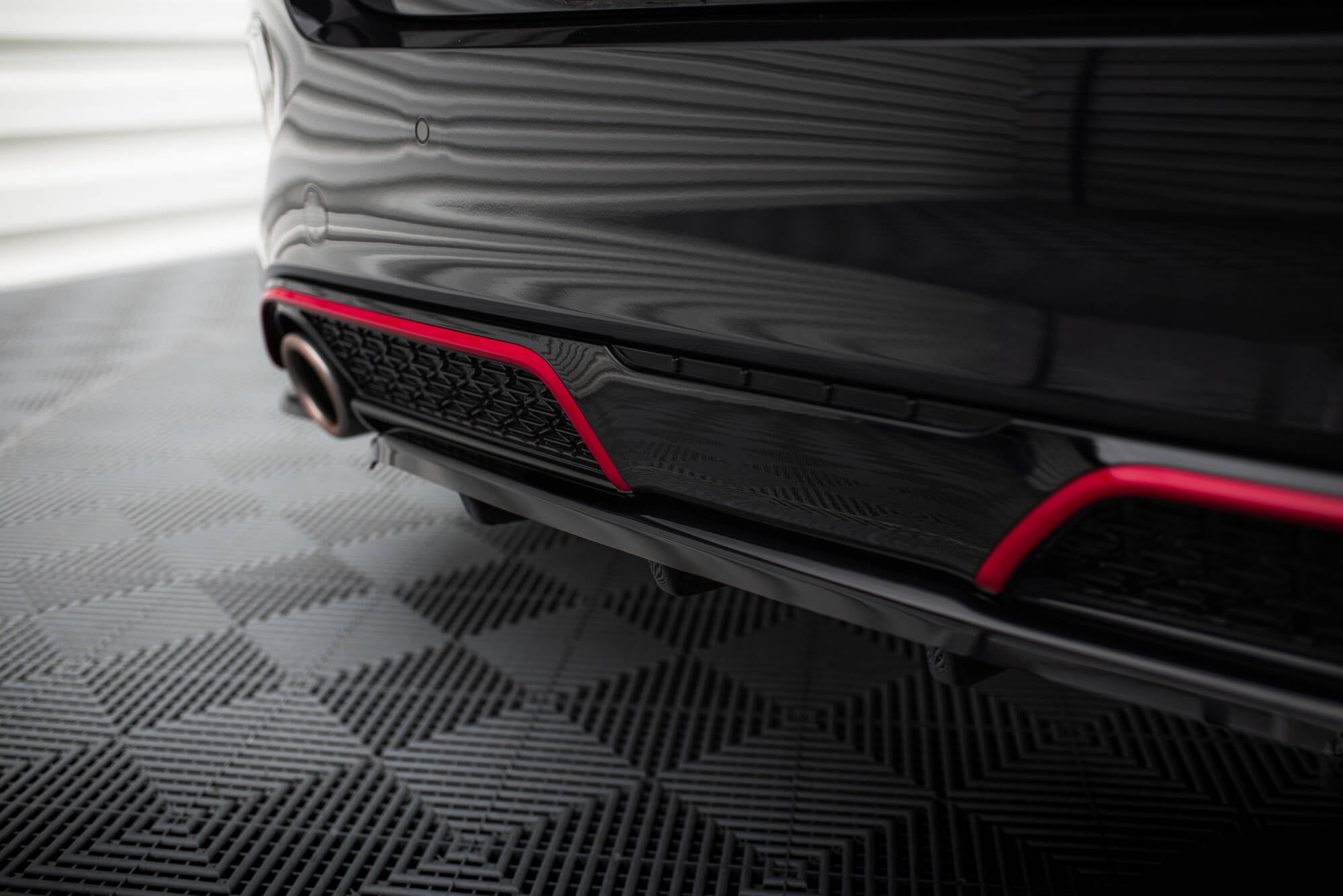 Maxton Design Street+ Mittlerer Diffusor RACE passend für Kia Ceed GT Mk3 Facelift schwarz Hochglanz