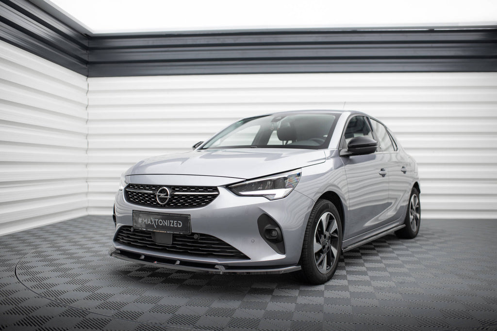 Maxton Design Street+ Spoilerlippe Front Ansatz V.1 passend für Opel Corsa F ( Mk6) schwarz Hochglanz