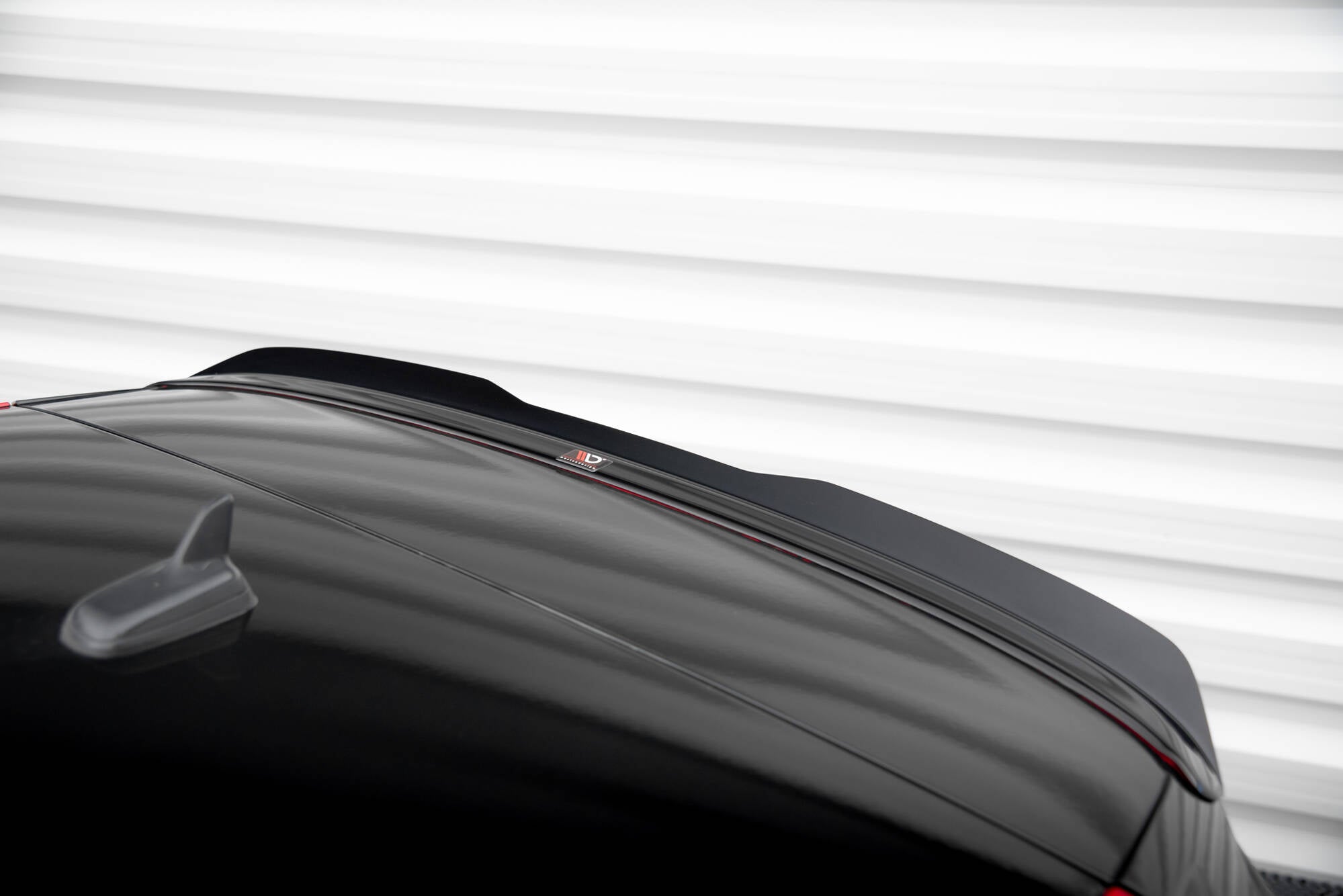 Maxton Design Spoiler CAP V.3 passend für VW Golf R / R-Line / GTI / GTD Mk7 / Mk7 Facelift schwarz Hochglanz