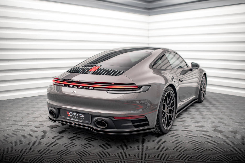 Maxton Design Spoiler CAP passend für Porsche 911 Carrera 4S 992 schwarz Hochglanz