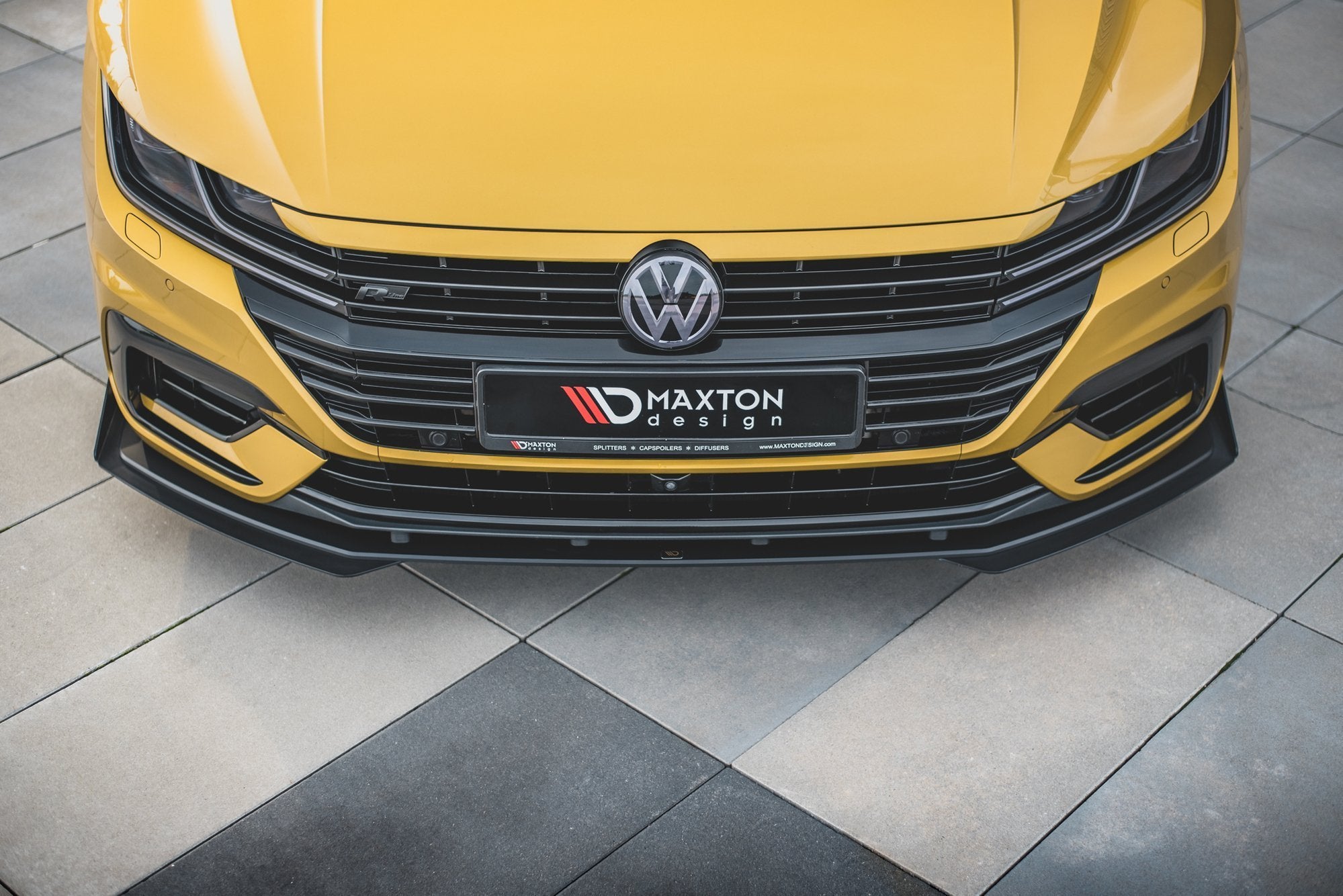 Maxton Design Flaps VW Arteon R-Line Limousine / Shooting Brake Mk1 schwarz Hochglanz für Volkswagen Arteon Mk1