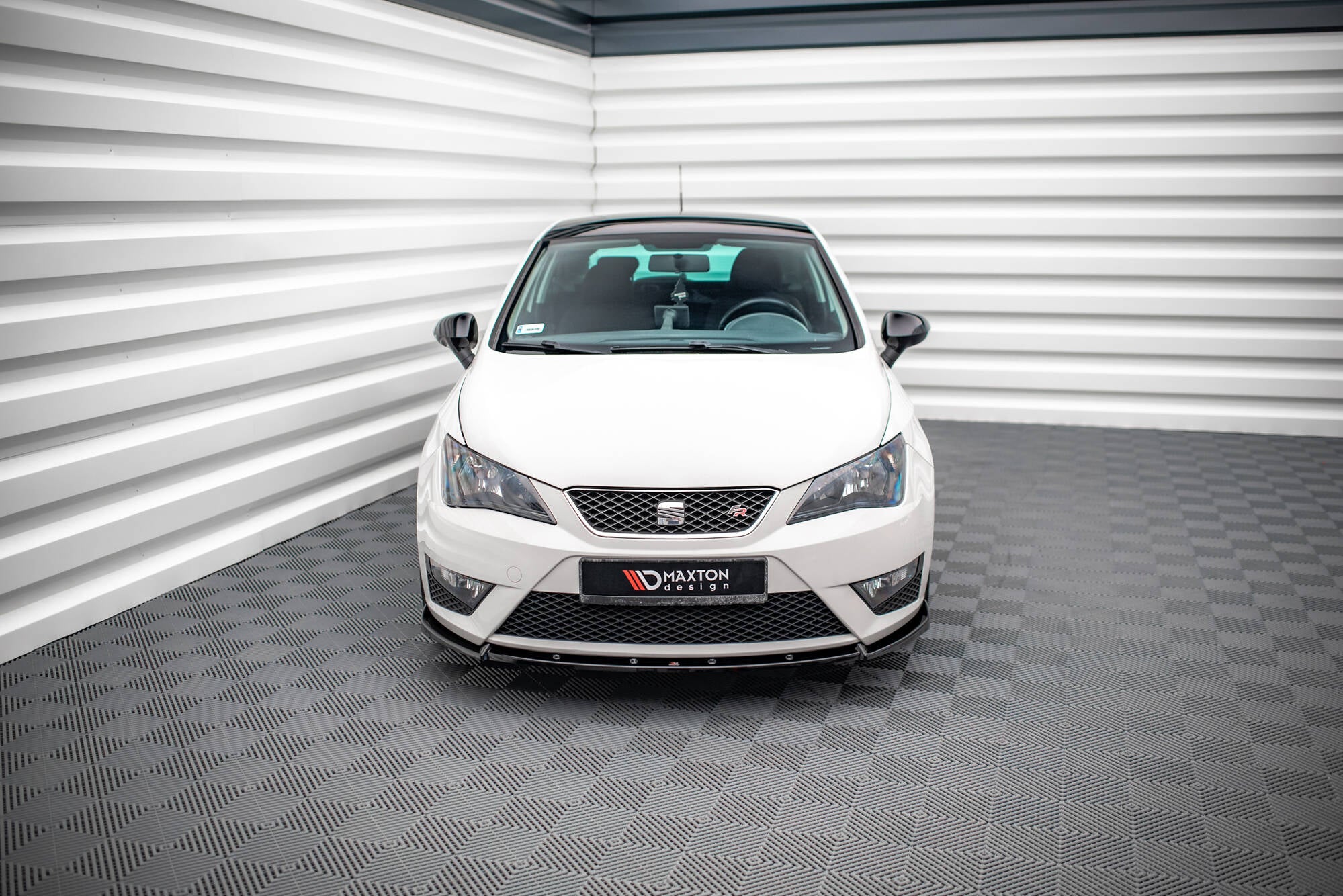 Maxton Design Street+ Spoilerlippe Front Ansatz V.2 passend für Seat Ibiza FR SC Mk4 Facelift schwarz Hochglanz