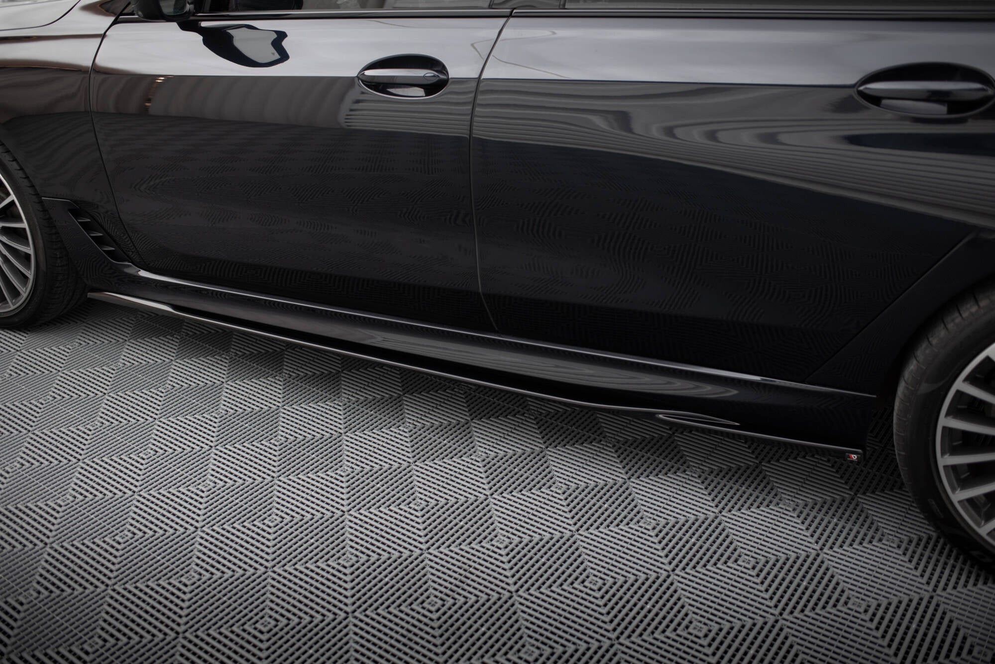 Maxton Design Street+ Seitenschweller Leisten passend für BMW 6er GT G32 M-Paket schwarz Hochglanz