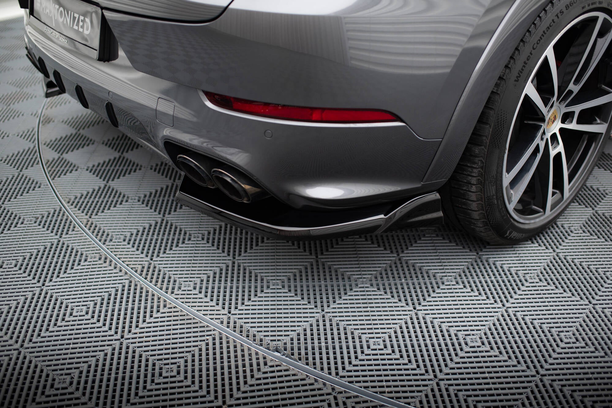 Maxton Design Heckansatz Porsche Cayenne Sport Design / Turbo SUV / Coupe Mk3 Facelift schwarz Hochglanz für Porsche Cayenne Mk3 Facelift