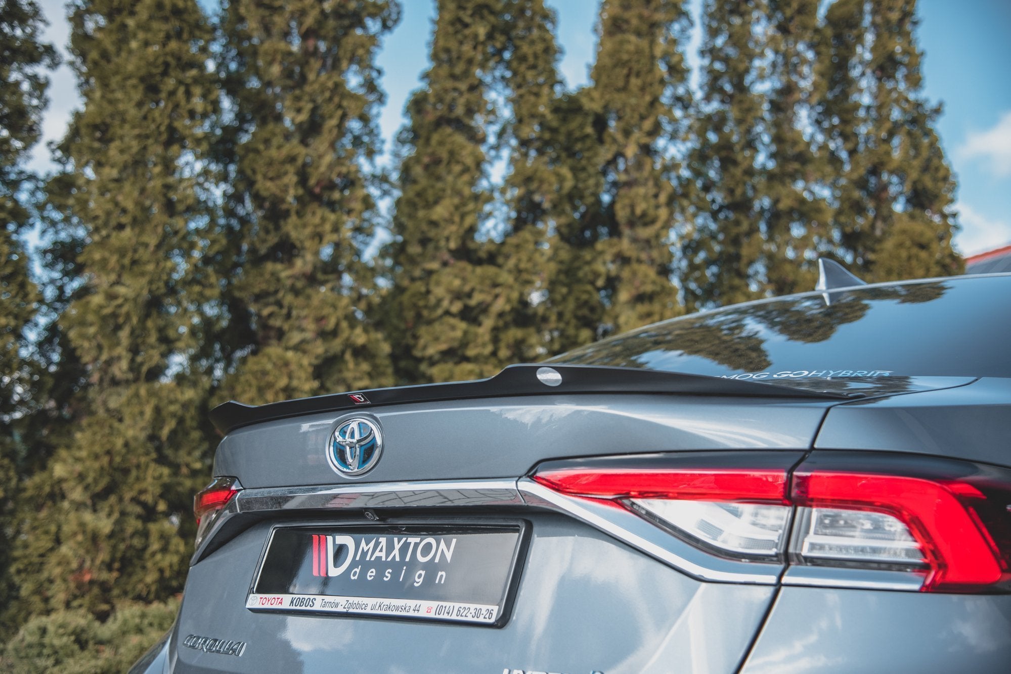 Maxton Design Spoiler CAP passend für Toyota Corolla XII Limousine schwarz Hochglanz