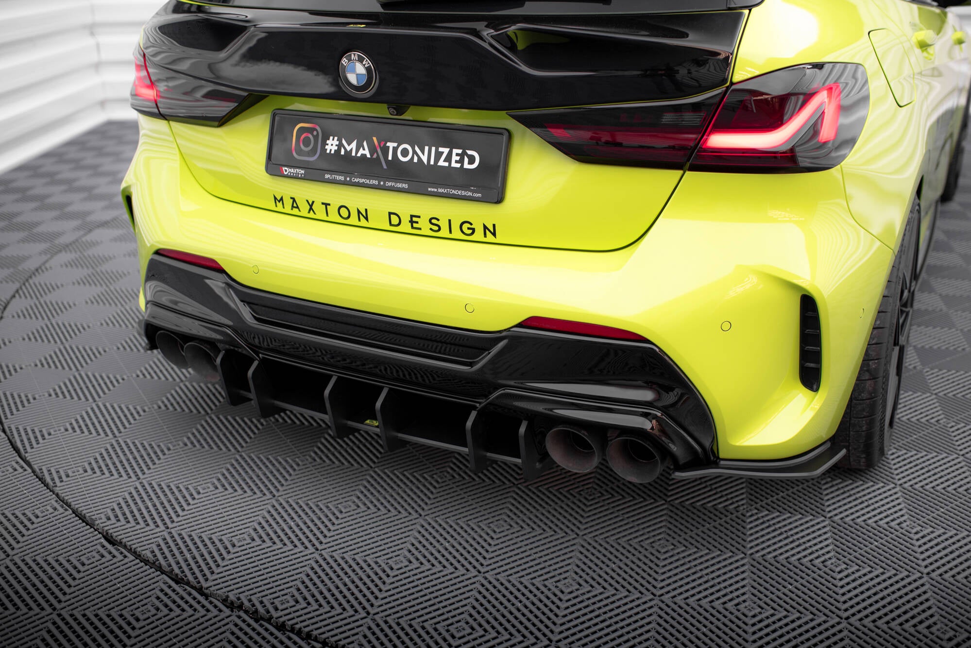 Maxton Design Street Pro Heckschürze V.4 passend für BMW 1er M-Paket / M135i / 128ti F40