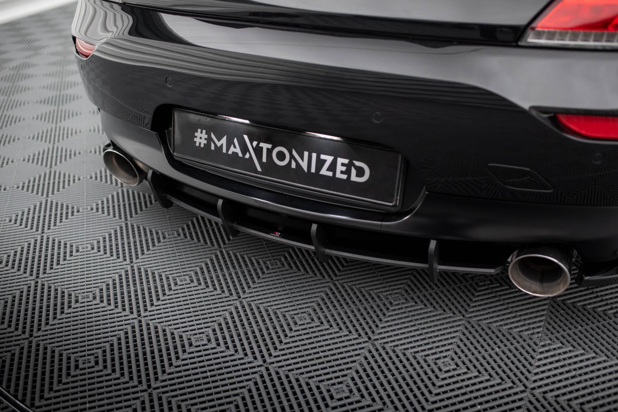 Maxton Design Street Pro Heckschürze passend für BMW Z4 M-Paket E89 Facelift