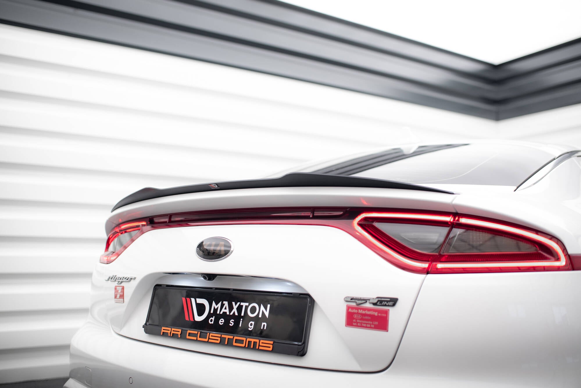 Maxton Design Spoiler CAP passend für Kia Stinger GT / GT-Line / Standard Mk1 schwarz Hochglanz