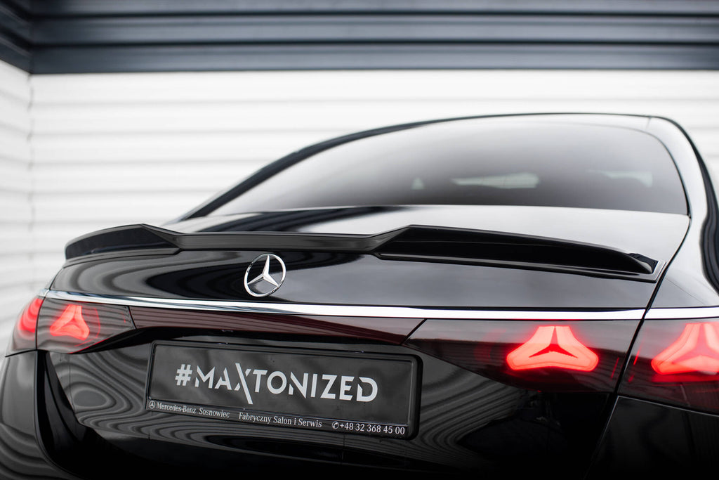 Maxton Design Spoiler CAP 3D passend für Mercedes-Benz E AMG-Line / E53 AMG Limousine W214 schwarz Hochglanz