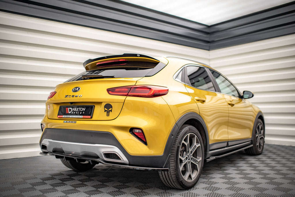 Maxton Design Street+ Mittlerer Diffusor RACE passend für Kia XCeed Mk1 schwarz Hochglanz