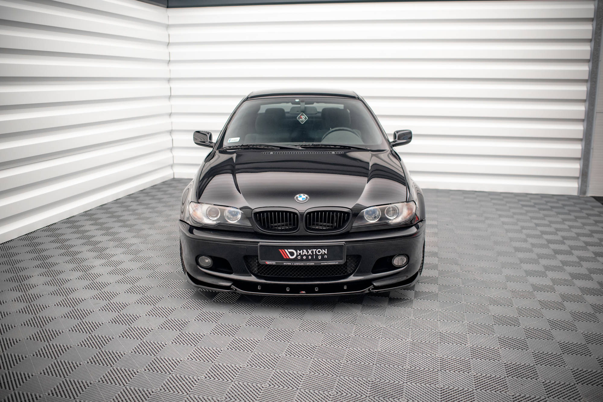 Maxton Design Street+ Spoilerlippe Front Ansatz V.2 passend für BMW 3er Coupe M-Paket E46 schwarz Hochglanz