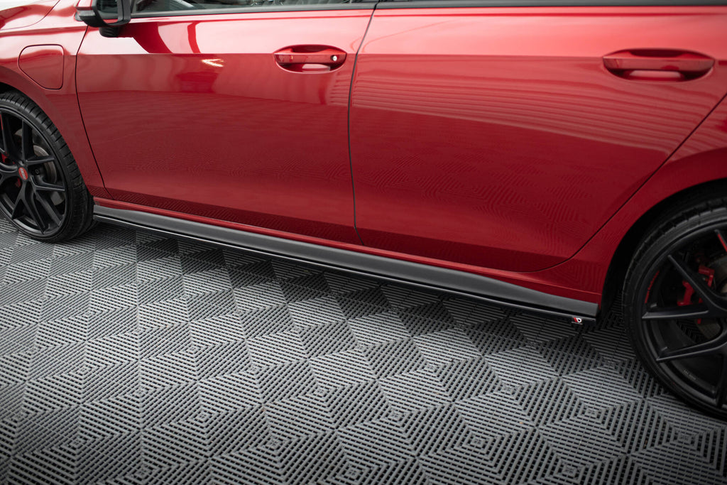 Maxton Design Street+ Seitenschweller Leisten passend für V.1 passend für VW Golf GTI / GTE / GTI Clubsport / GTD / R-Line Mk8 schwarz Hochglanz