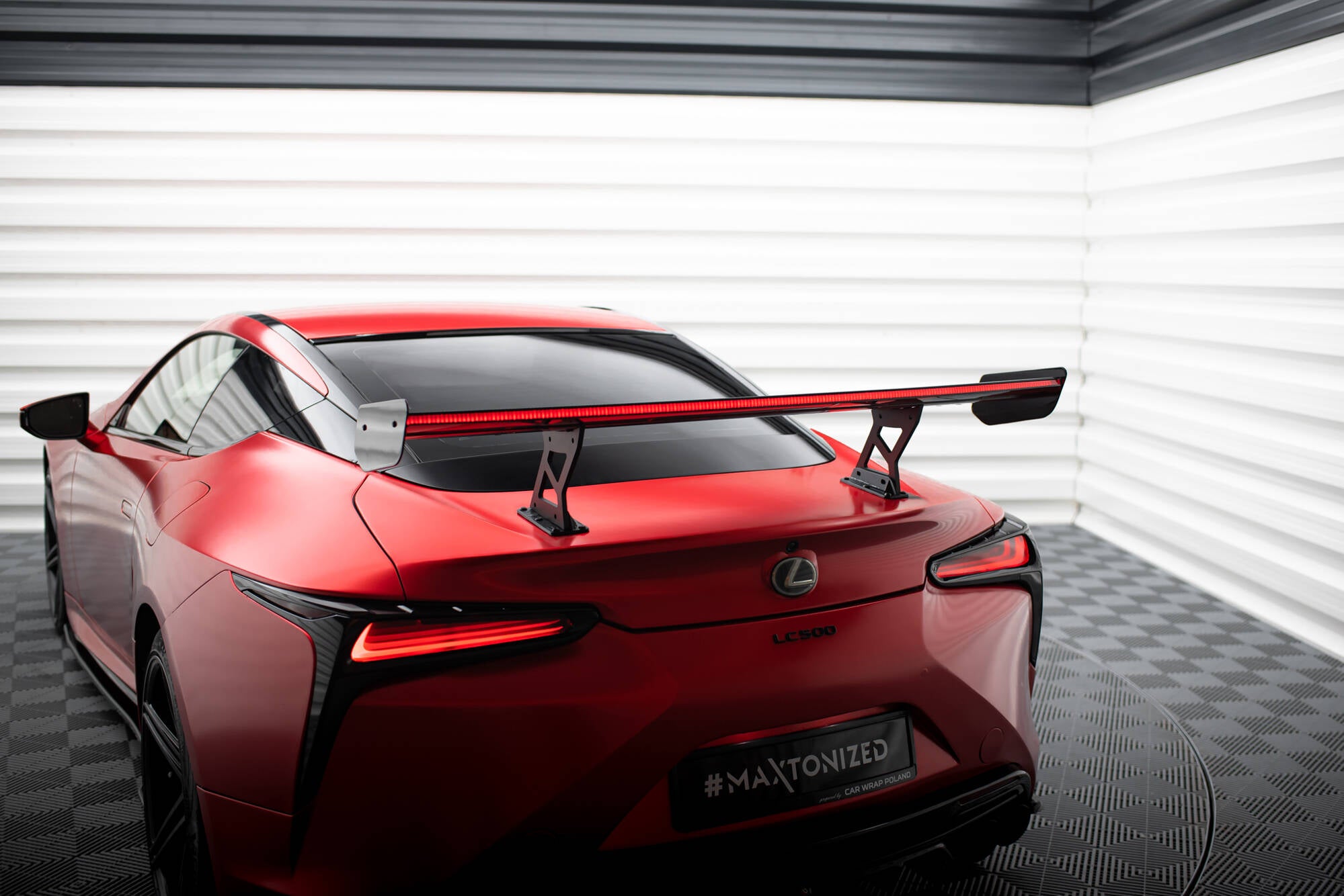 Maxton Design Carbon Spoiler + LED Lexus LC für Lexus LC Mk1