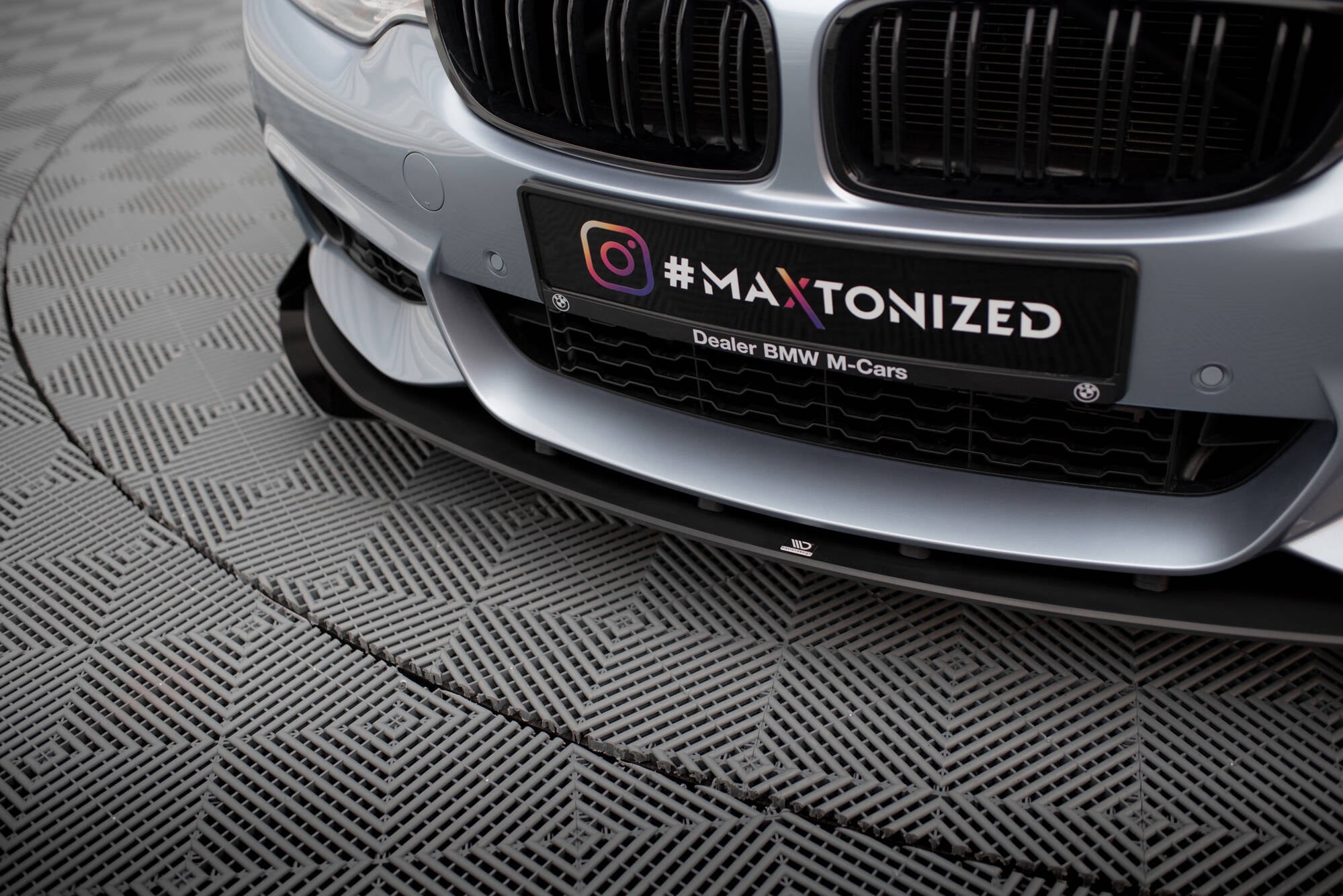 Maxton Design Street Pro Street+ Spoilerlippe Front Ansatz + Flaps passend für BMW 4er Coupe / Gran Coupe / Cabrio M-Paket F32 / F36 / F33 schwarz Hochglanz