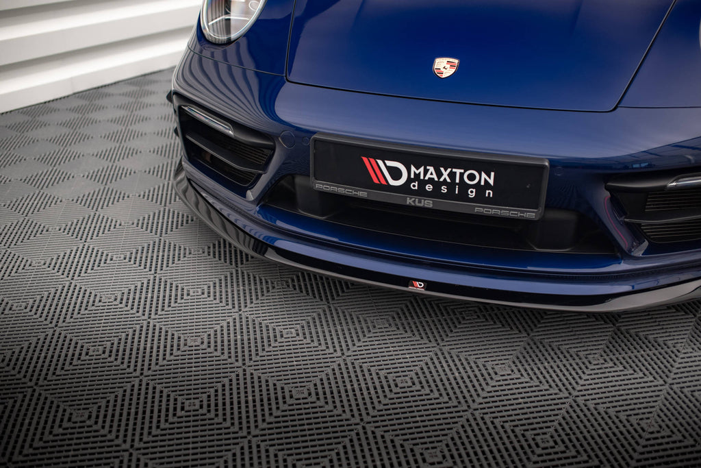 Maxton Design Street+ Spoilerlippe Front Ansatz V.2 passend für Porsche 911 Carrera Aero / Carrera GTS 992 schwarz Hochglanz