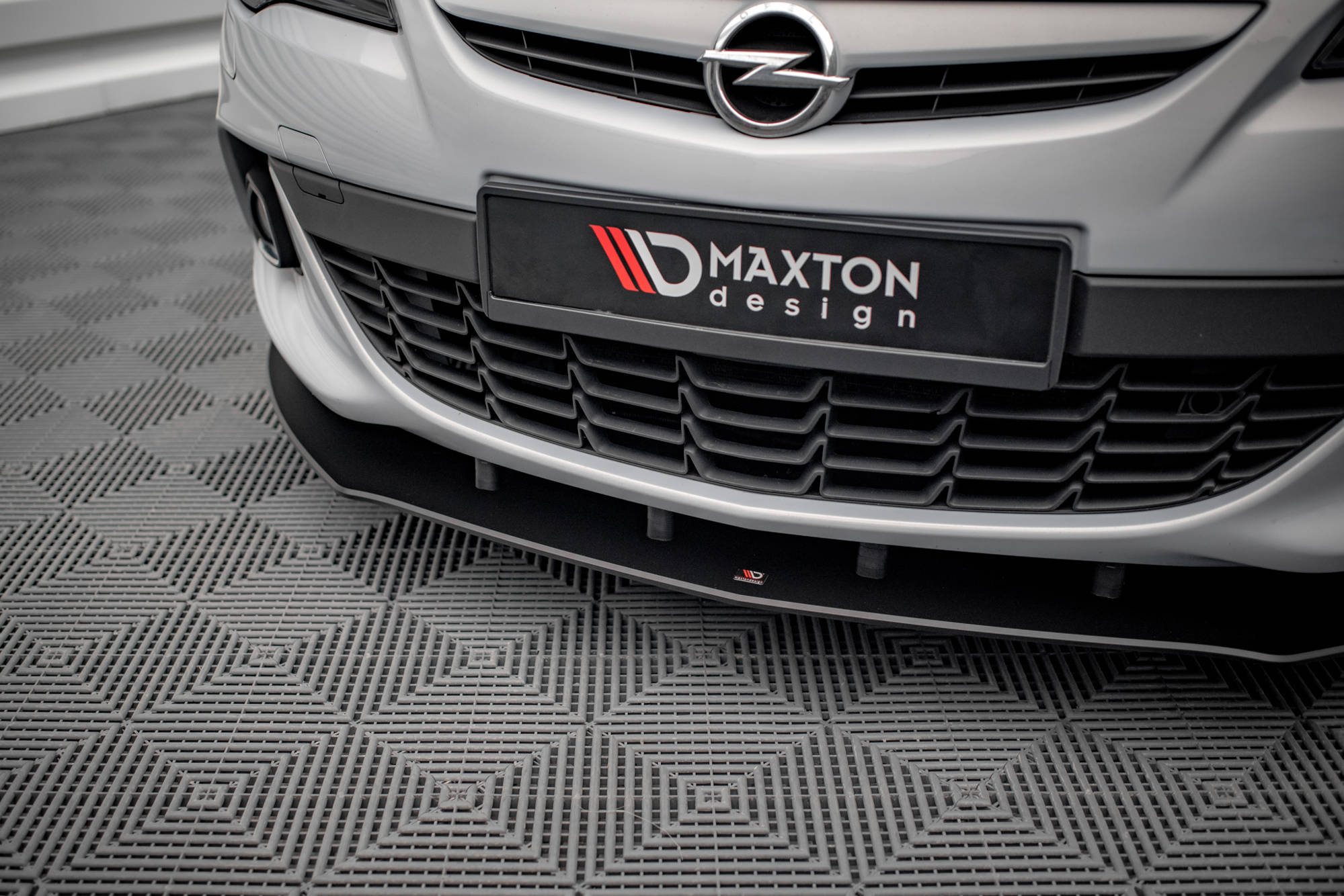 Maxton Design Street Pro Street+ Spoilerlippe Front Ansatz passend für Opel Astra GTC OPC-Line J